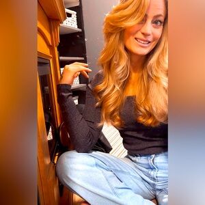 Meet your Posher, Kayla